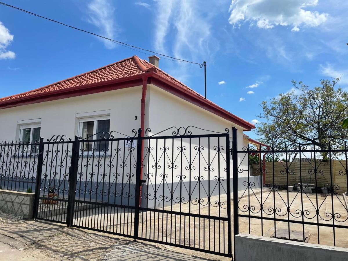 Appartamento M3 Mád Esterno foto